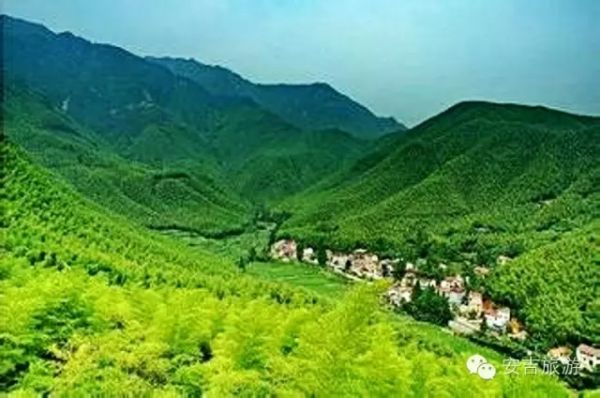远处的山