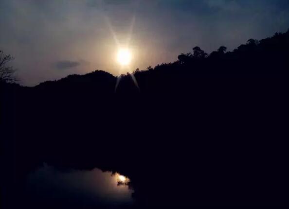 夕阳西下