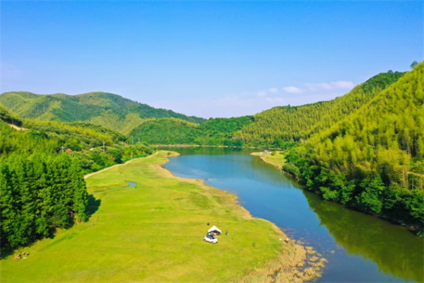 赤岭山露营地